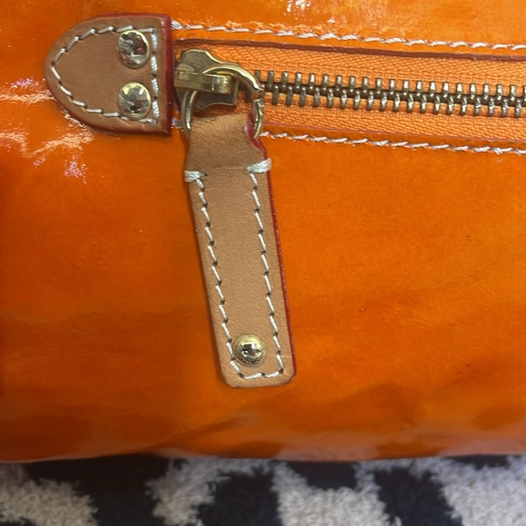Orange handbag - Picture 2 of 8